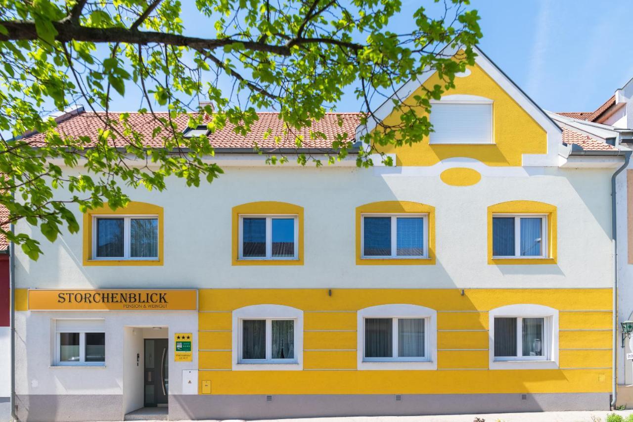 Pension & Weingut Storchenblick 伊尔米茨 外观 照片